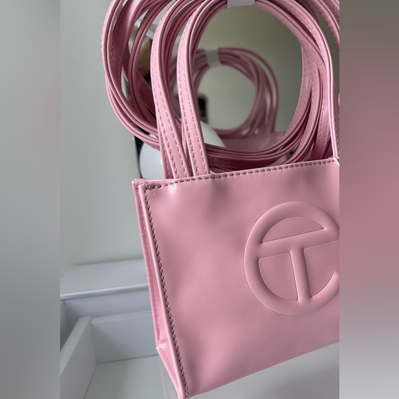 RARE bubblegum telfar bag - Picture 4 of 8